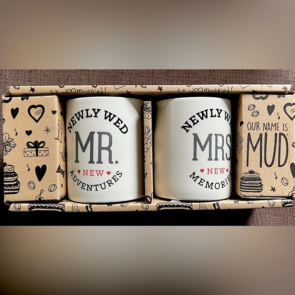 MUD Pair of Ceramic MR and MRS New Adventures Mugs